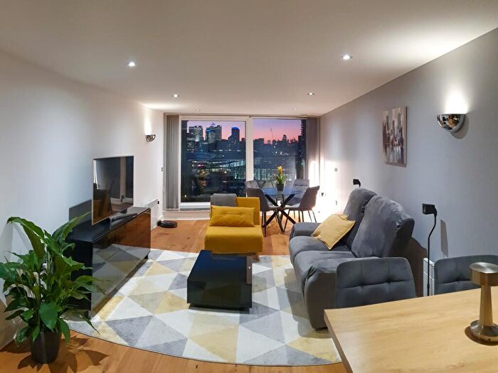 1 Bedroom Flat To Rent In Coral Apartments, Western Gateway, E16