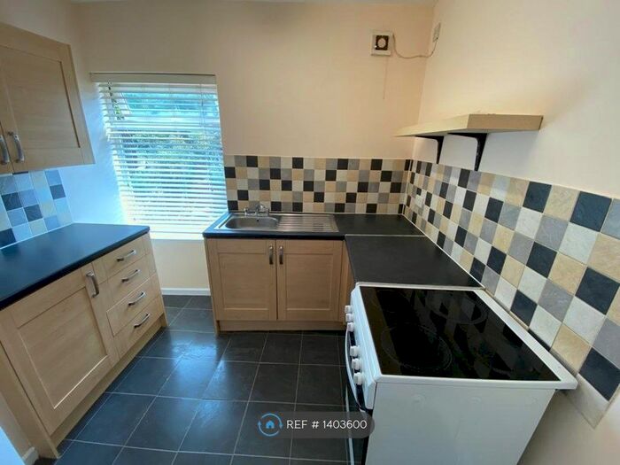 1 Bedroom Flat To Rent In Beoley Road West, Redditch, B98