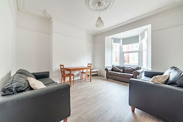 6 Bedroom Terraced House To Rent In £pppw Sunbury Avenue, Jesmond, NE2