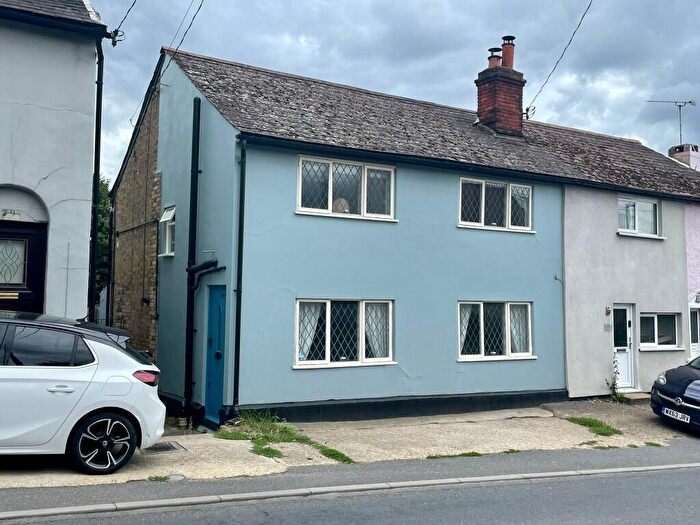 2 Bedroom House For Sale In Colchester Road, Halstead, Essex, CO9