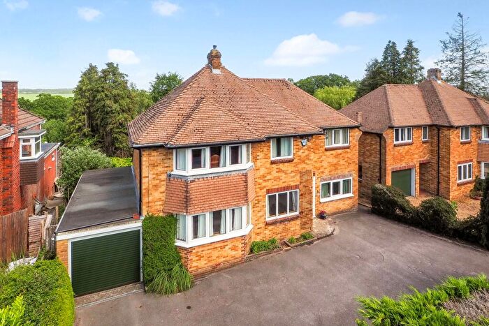 4 Bedroom Detached House For Sale In Kiln Road, Fareham, PO16