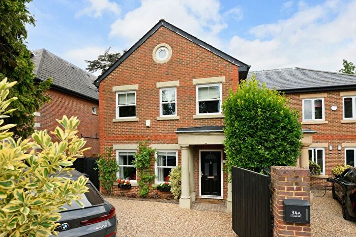 5 Bedroom Detached House To Rent In Hanger Hill, Weybridge, Surrey, KT13