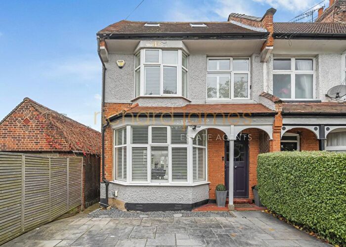 4 Bedroom Semi Detached House For Sale In Hammers Lane, Mill Hill, NW7