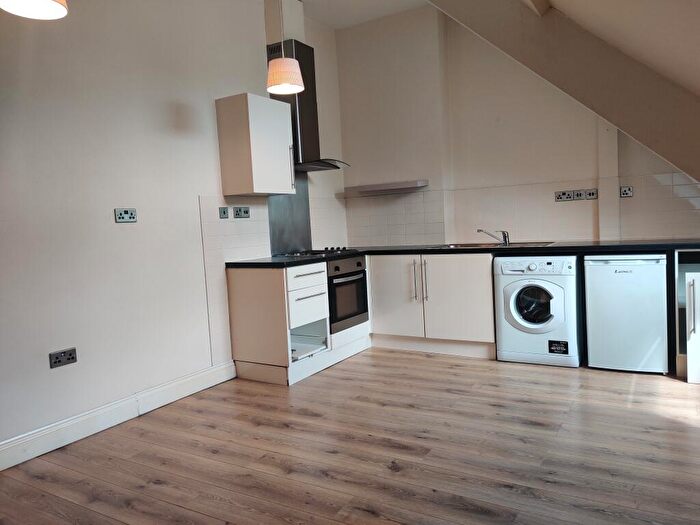 1 Bedroom Flat To Rent In Lynchford Road, Farnborough, GU14