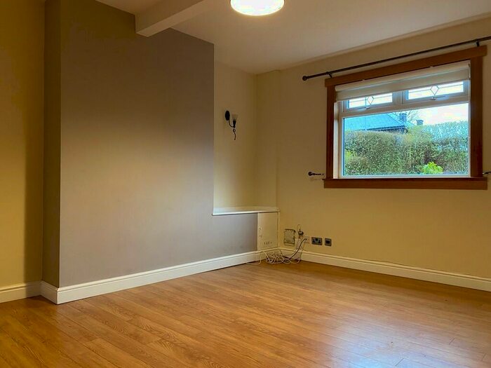 2 Bedroom Apartment To Rent In Robroyston, Glasgow, G33