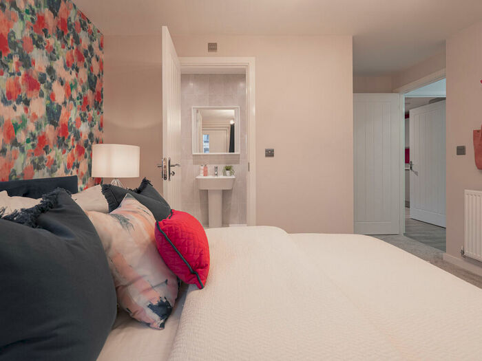 2 Bedroom Flat For Sale In Whitmore Place, Holbrook Lane, Coventry, West Midlands, CV6