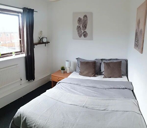 1 Bedroom Property To Rent In Stroud Avenue, Willenhall, WV12