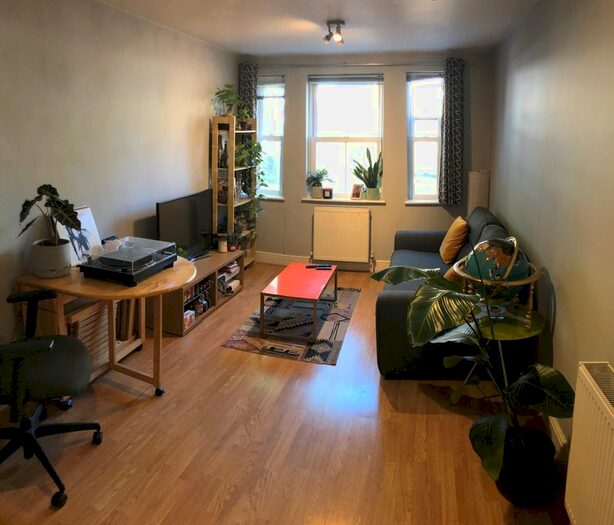 1 Bedroom Flat To Rent In Guernsey Grove, Herne Hill, London, SE24