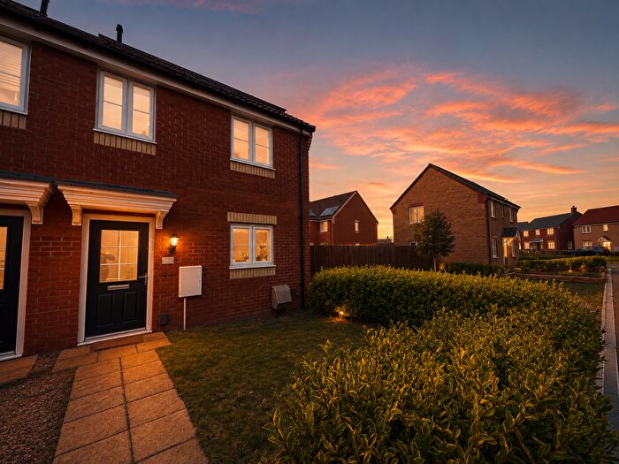 3 Bedroom Semi-Detached House For Sale In Cornflower Close, Whittlesey, Peterborough, PE7