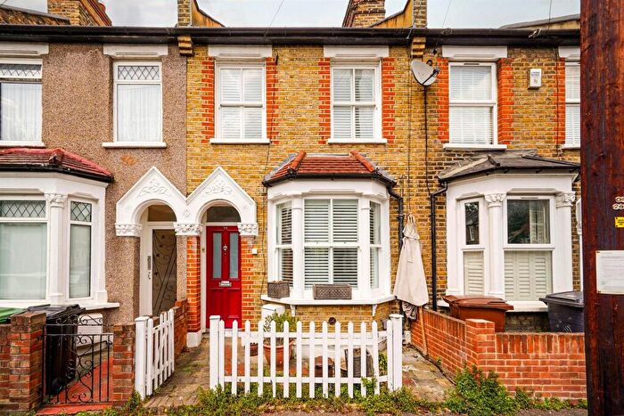 4 Bedroom Terraced House To Rent In Lancaster Road, Walthamstow, E17