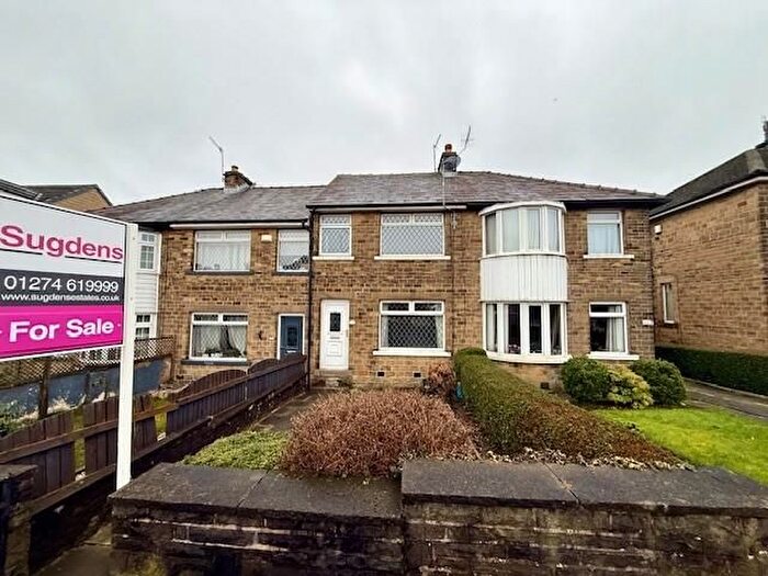 3 Bedroom Town House For Sale In Bradford Road, Idle, Bradford, BD10