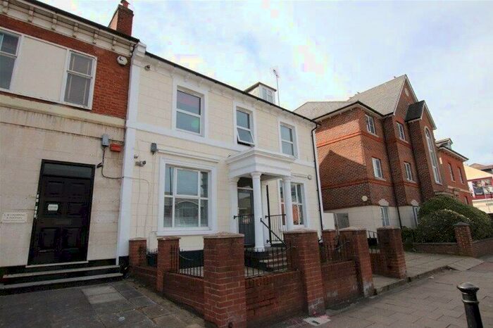 1 Bedroom Flat To Rent In Oxford Road, Reading, RG1