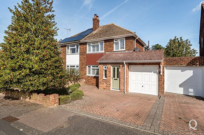 3 Bedroom Semi-Detached House For Sale In Chalky Bank Road, Rainham, Gillingham, Kent, ME8