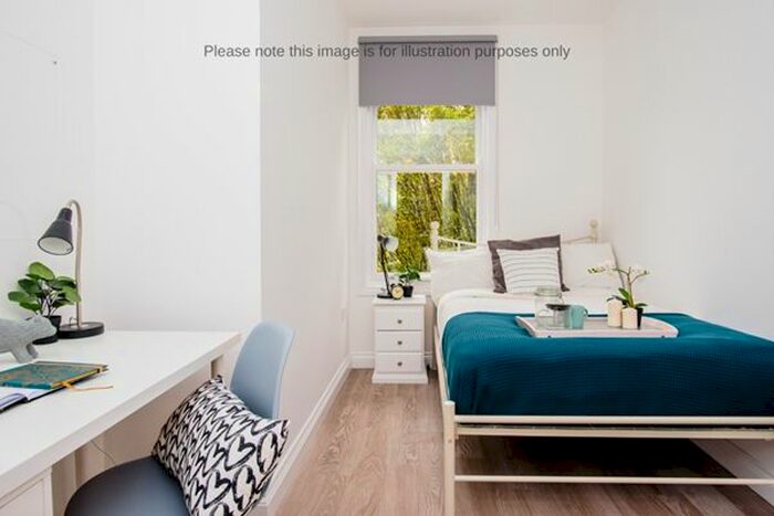 4 Bedroom Terraced House To Rent In Lebanon Close, Exeter, EX4