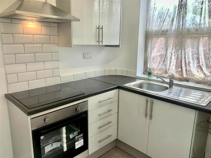 Terraced House To Rent In Scarsdale Street, Bolsover, Chesterfield, S44