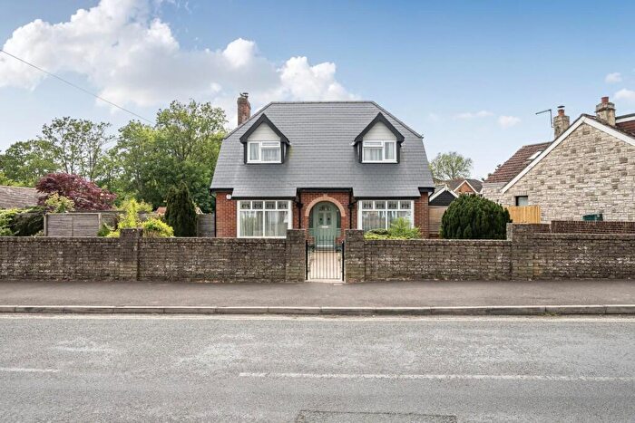 4 Bedroom Detached House For Sale In Stakes Road, Waterlooville, PO7
