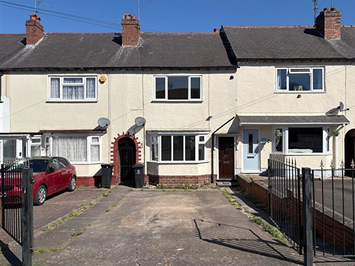 2 Bedroom Terraced House To Rent In Sunbury Road, Halesowen, West Midlands, B63