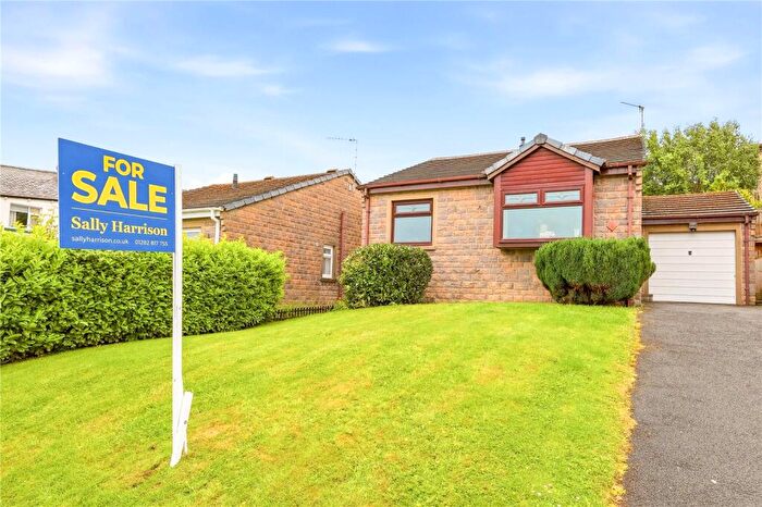 2 Bedroom Bungalow For Sale In York Fields, Barnoldswick, Lancashire, BB18