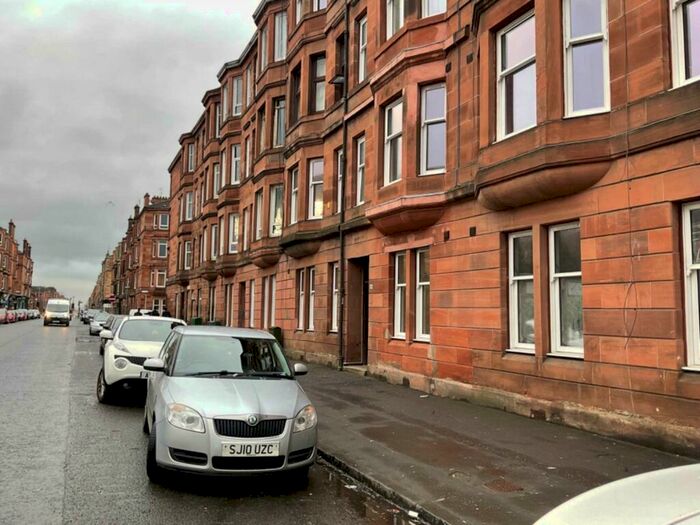 1 Bedroom Flat To Rent In Calder Street, Govanhill, G42