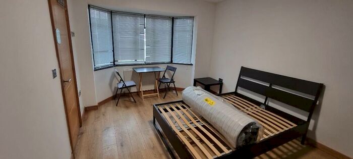 Studio To Rent In Church Lane, London, NW9