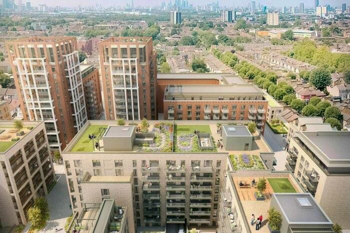 3 Bedroom Flat To Rent In Lyall House, Shipbuilding Way, London, E13