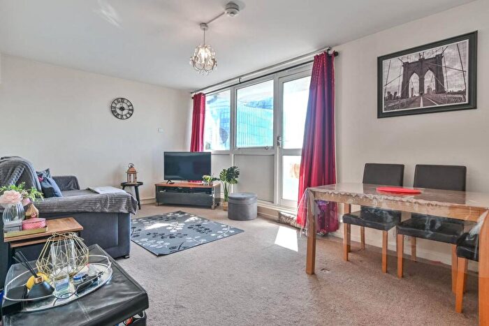 2 Bedroom Flat For Sale In Stanhope Street, Euston, London, NW1