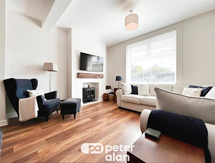 3 Bedroom House To Rent In Neville Terrace, Aberdare, CF44