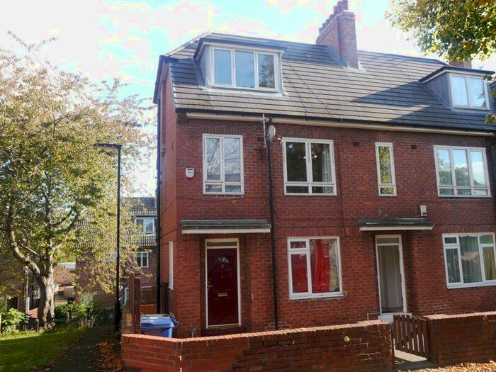 2 Bedroom End Of Terrace House To Rent In Spring Garden Lane, Newcastle Upon Tyne, NE4