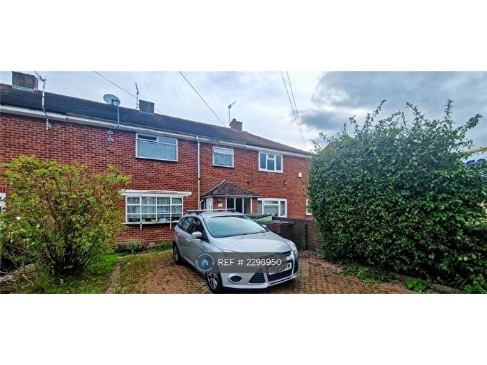 4 Bedroom Terraced House To Rent In Austin Road, Bromsgrove, B60