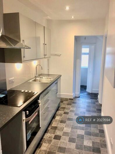 1 Bedroom Flat To Rent In Rodbourne Road, Swindon, SN2