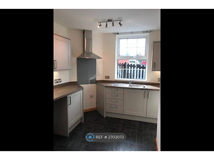 2 Bedroom Flat To Rent In New Road, Newtown, SY16