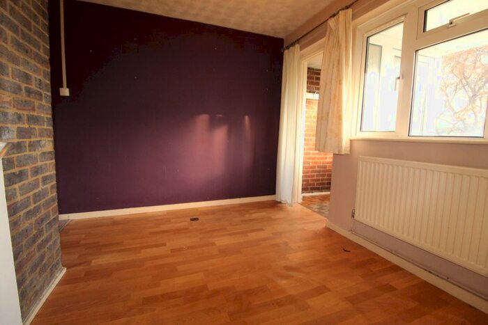 3 Bedroom Terraced House To Rent In Swallow Gardens, Hatfield AL10