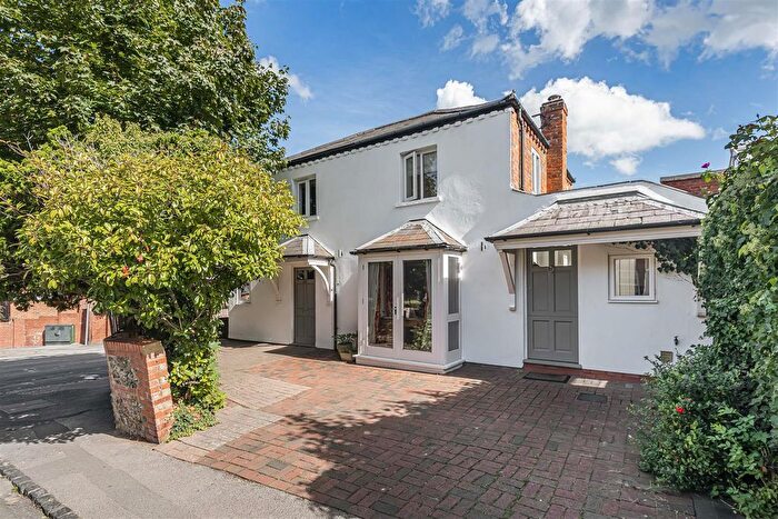 4 Bedroom Semi-Detached House For Sale In Church Street, Henley-On-Thames, RG9