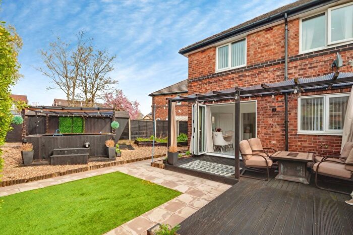 3 Bedroom Semi-detached House For Sale In Kipling Grove, St. Helens, Merseyside, WA9