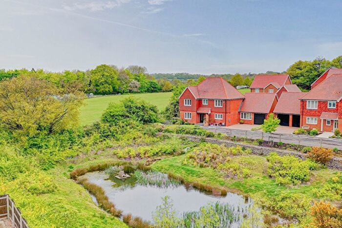 4 Bedroom Detached House For Sale In Summer Avenue, Horam, TN21