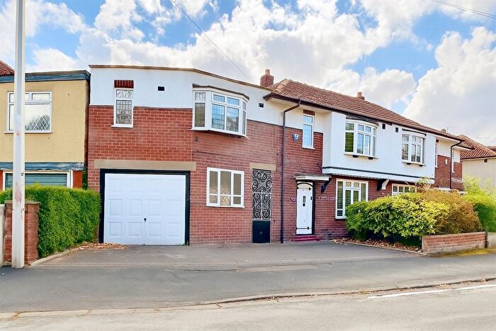 3 Bedroom Semi-Detached House For Sale In Shakespeare Drive, Cheadle, SK8