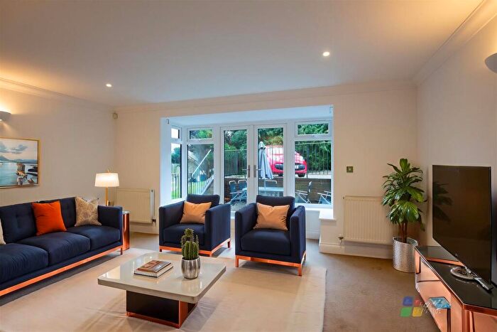 4 Bedroom Semi-Detached House For Sale In London Road, Burgess Hill, RH15