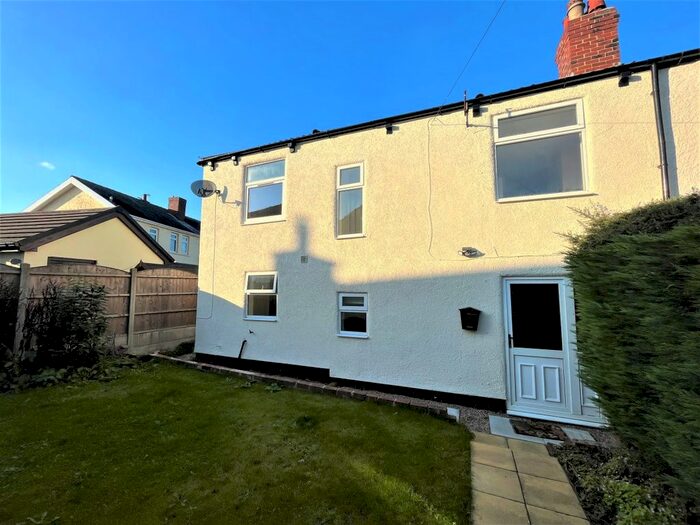 2 Bedroom Cottage To Rent In Hare Park Lane, Crofton, Wakefield, WF4