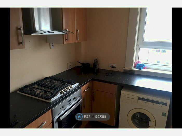 2 Bedroom Flat To Rent In Alloa, Alloa FK10
