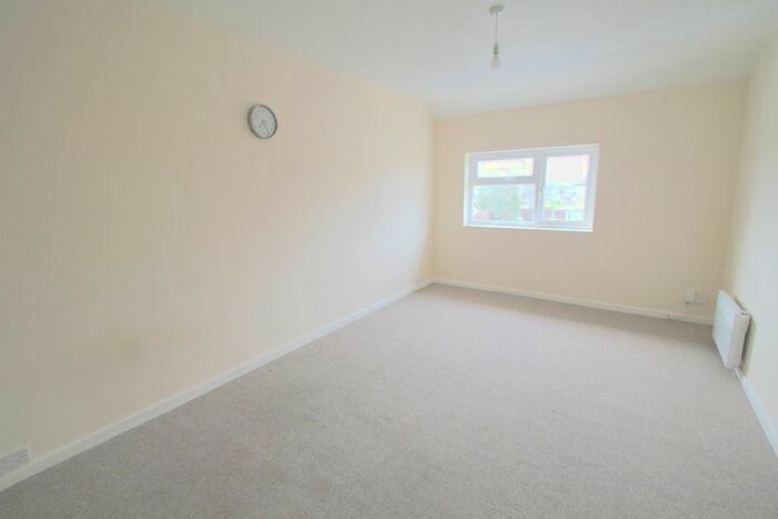 3 Bedroom Flat To Rent In Court Road, Brockworth, Gloucester, GL3