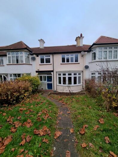 3 Bedroom Terraced House To Rent In Pollards Hill North, Norbury SW16