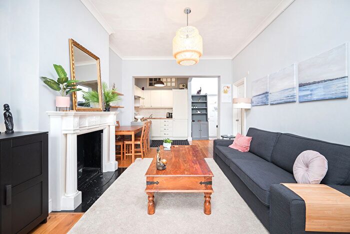 1 Bedroom Flat To Rent In Finchley Road, London, NW3