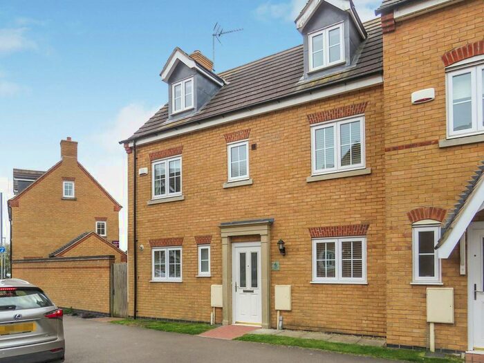 5 Bedroom House To Rent In Laughton Drive, Stamford, PE9