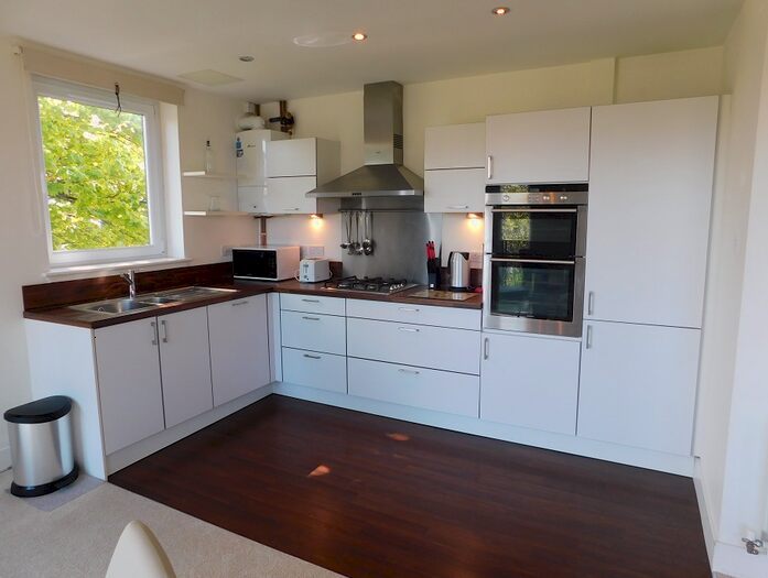 2 Bedroom Flat To Rent In , Burnbrae Place, Edinburgh, EH12