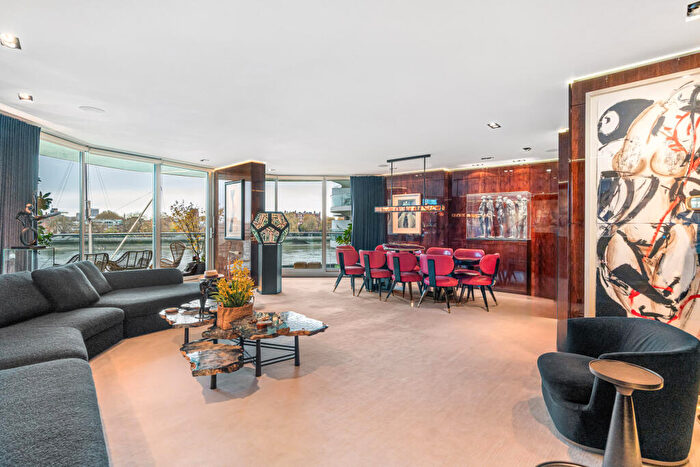 1 Bedroom Flat For Sale In Albion Riverside, Hester Road, Battersea, London, , United Kingdom, SW11