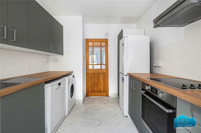 2 Bedroom Apartment To Rent In Alexandra Road, Muswell Hill, London, N10