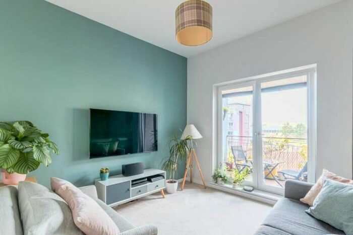 2 Bedroom Flat To Rent In East Pilton Farm Place, Edinburgh, EH5
