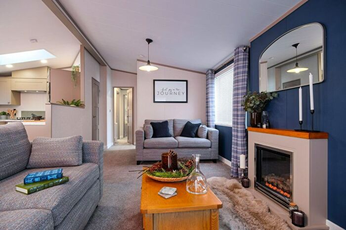 2 Bedroom Lodge For Sale In Old Malton Road, Staxton, Scarborough, YO12
