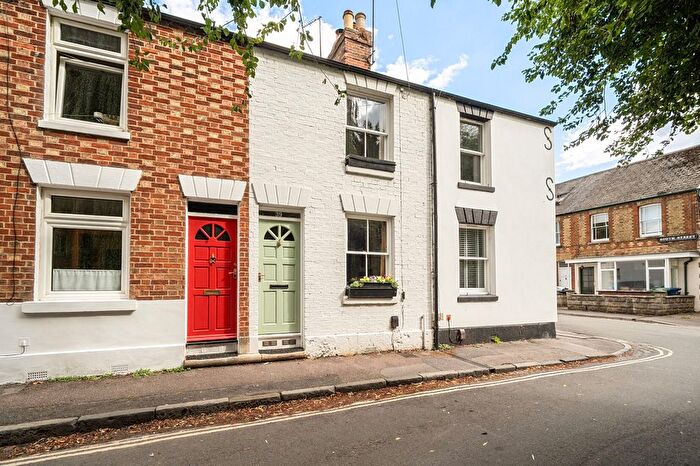 2 Bedroom Terraced House For Sale In West Street, Oxford, OX2