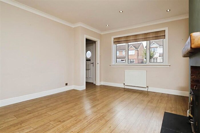 2 Bedroom Terraced House For Sale In Craigend Road, Stirling, FK7